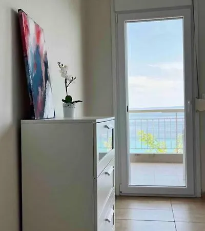 Case de vacanță Enchanting Sea View *