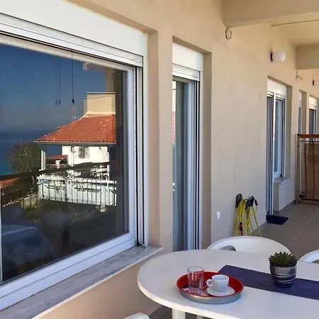 Enchanting Sea View Case de vacanță *